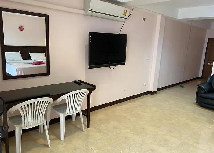 A Pousada Orient House Pattaya