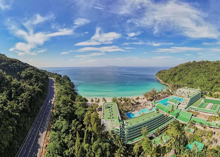 Le Meridien Phuket Beach Resort Karon