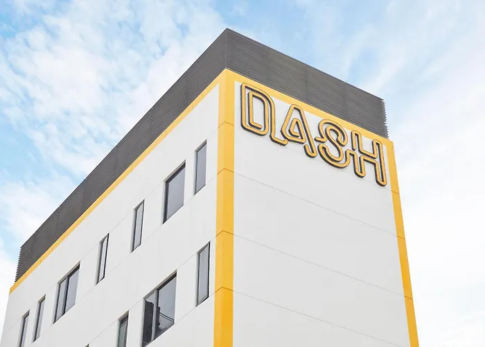 Dash Living On Mackenzie Singapura