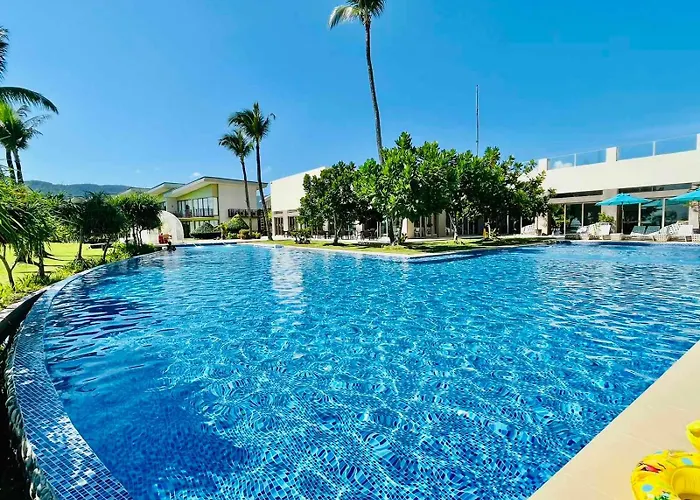 Costa Pacifica Baler Hotel