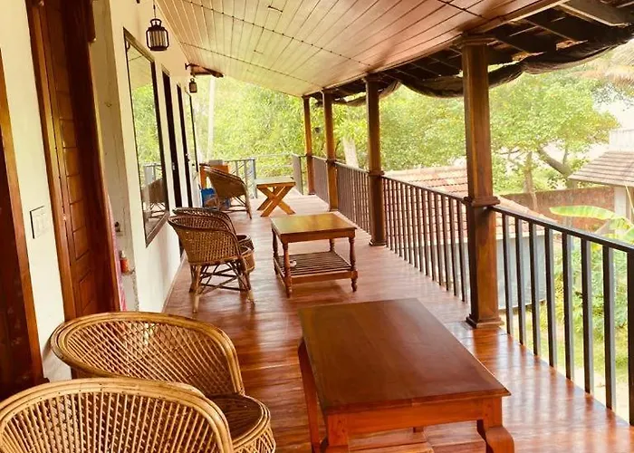 Marari Xavier'S Inn