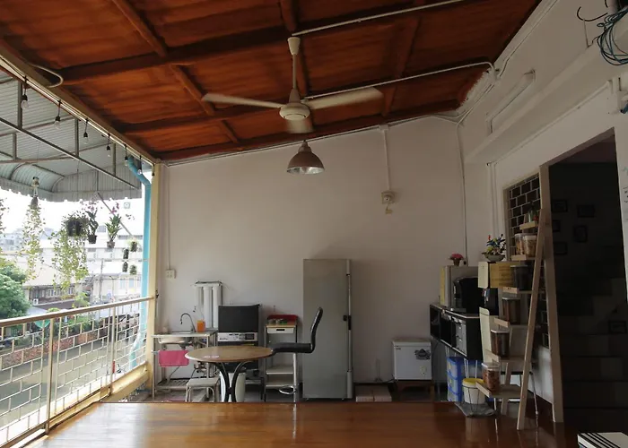 Baan Nampetch Hostel Banguecoque