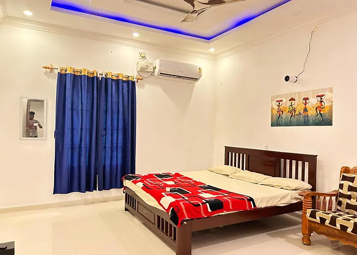 La Bay Luxury Beach Bungalow