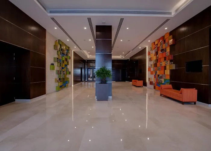 Courtyard By Marriott Surat Hotel