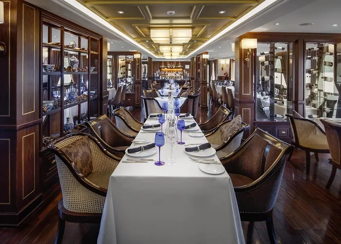 Paradise Elegance Cruise Halong