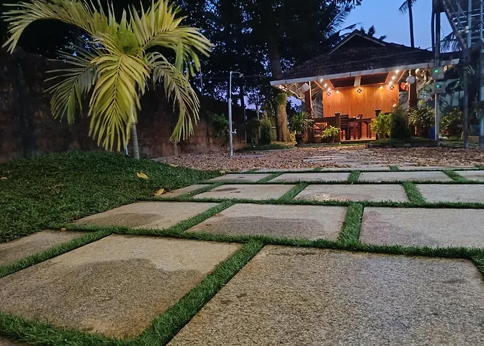 Marari Xavier'S Inn