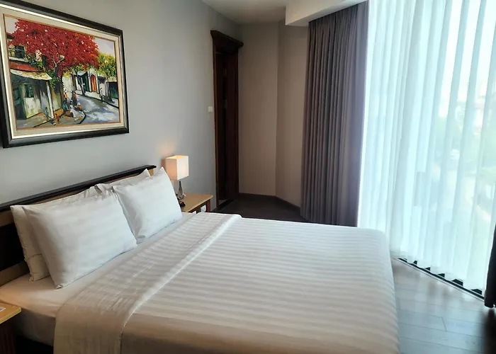 Luxeden Classic Hotel Hanói