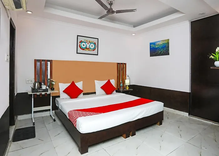 Hotel O Ocean Blue Residency Near Vs Mall New Delhi