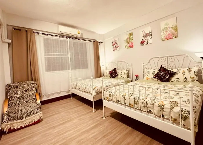Baan Nampetch Hostel Banguecoque