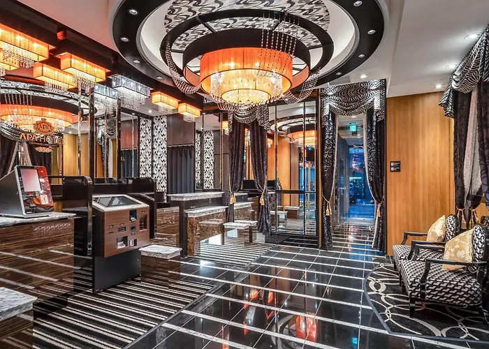 Apa Hotel Akihabara Ekihigashi