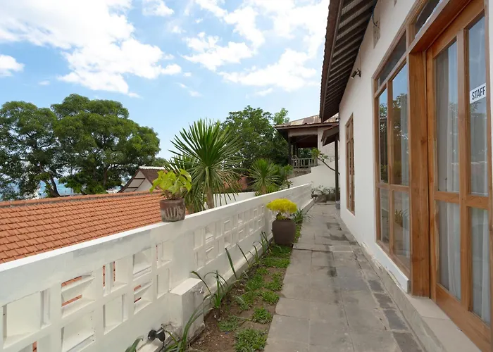 Green Hill Boutique Hotel Labuan Bajo