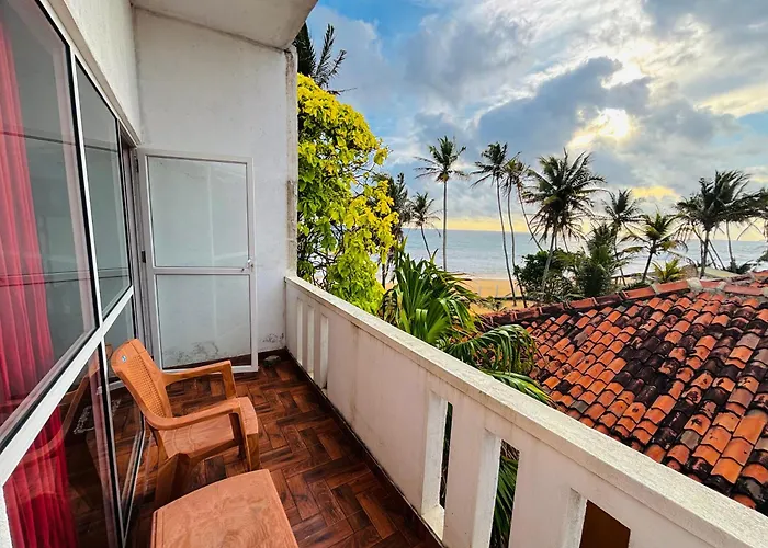 Tamaro Beach Resort Hikkaduwa