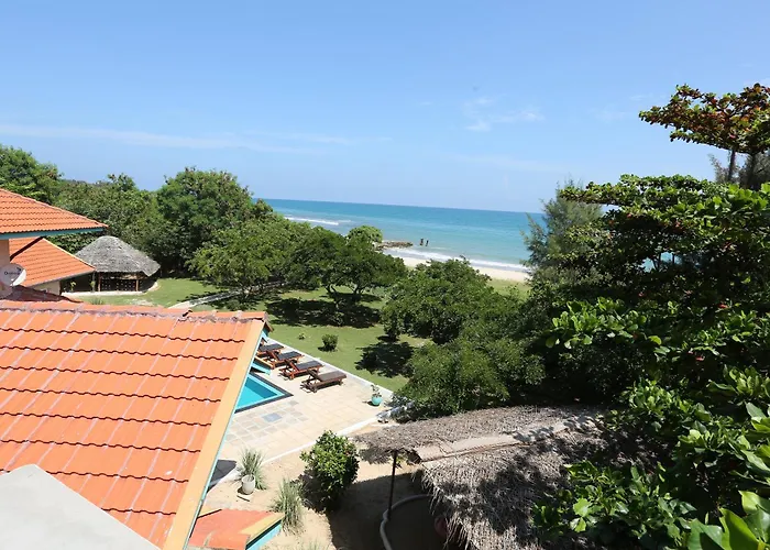 Kay Jay Beach House - Pasikudha