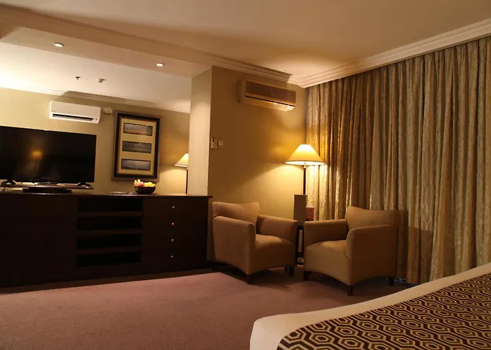 Herald Suites Solana Makati City