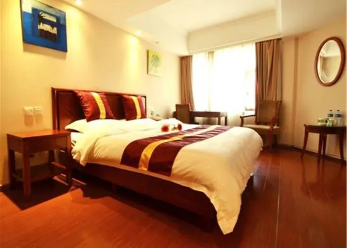 Greentree Inn Shanghai Jingan Xinzha Road Business Hotel
