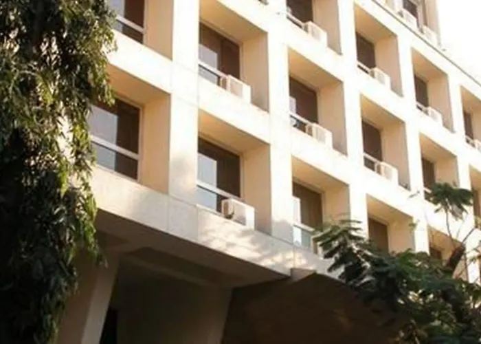 Landmark Suites Bombay
