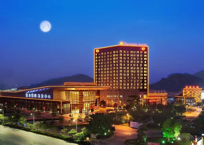 Ramada Plaza Huizhou East Hotel