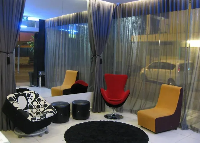 Hii-5 Hotel