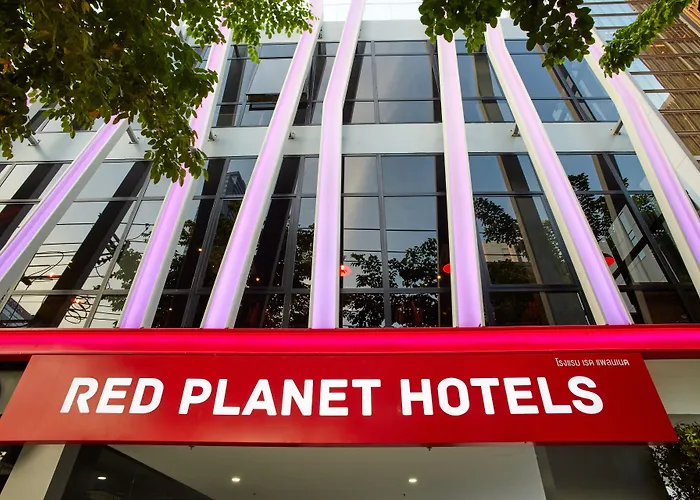 Easy Planet Bangkok Surawong Hotel
