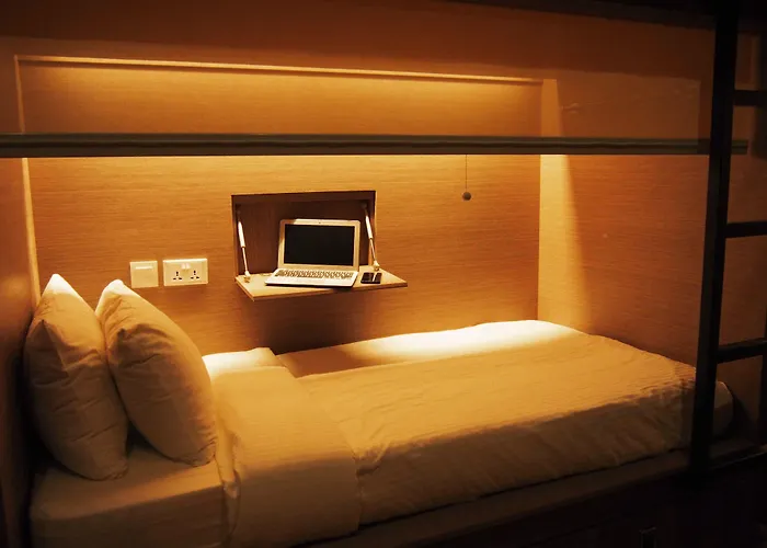 Beat. Capsule Hostel @ Boat Quay Singapur