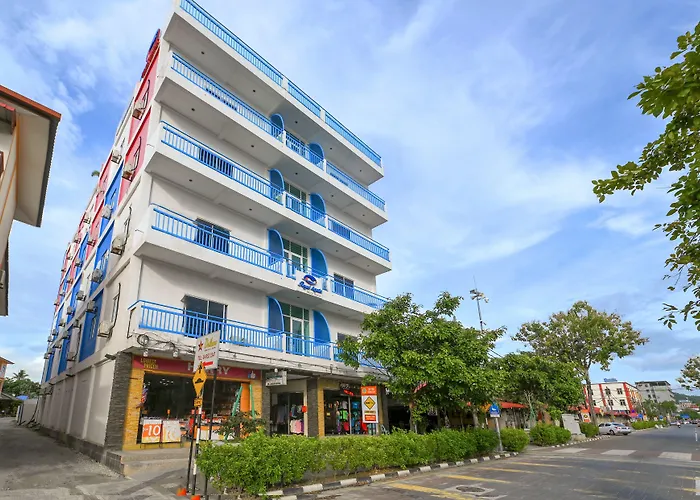 Royal Agate Beach Resort Pantai Cenang 