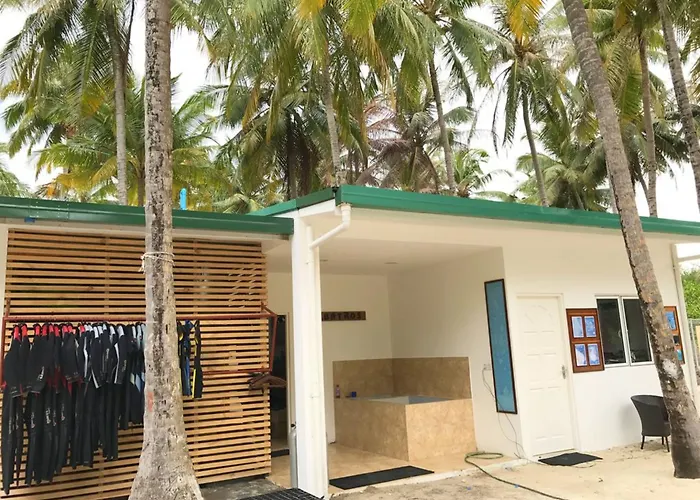 Pearl Sands Of Maldives Huraa