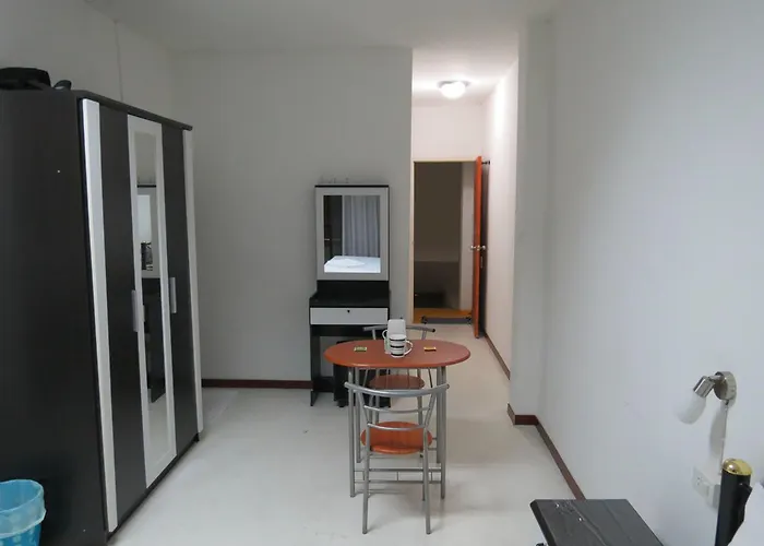Pizza Italy Restaurant And Guesthouse