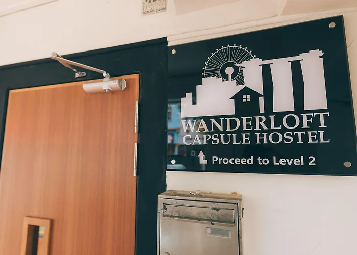 Wanderloft Capsule Hostel Singapura