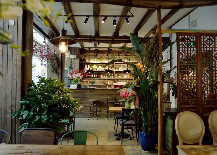 Peking Station Hostel
