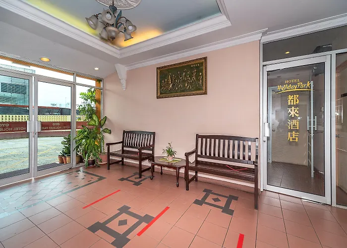 Oyo 89864 Hotel Holiday Park