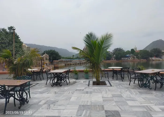 Hotel Pushkar Palace