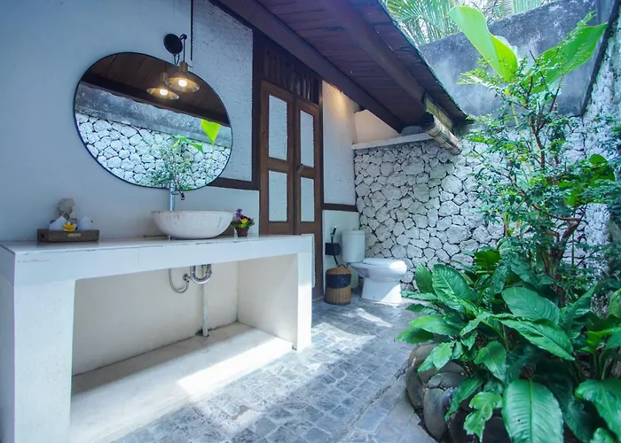 The Calmtree Bungalows