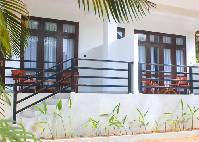 Hideaway Lodge