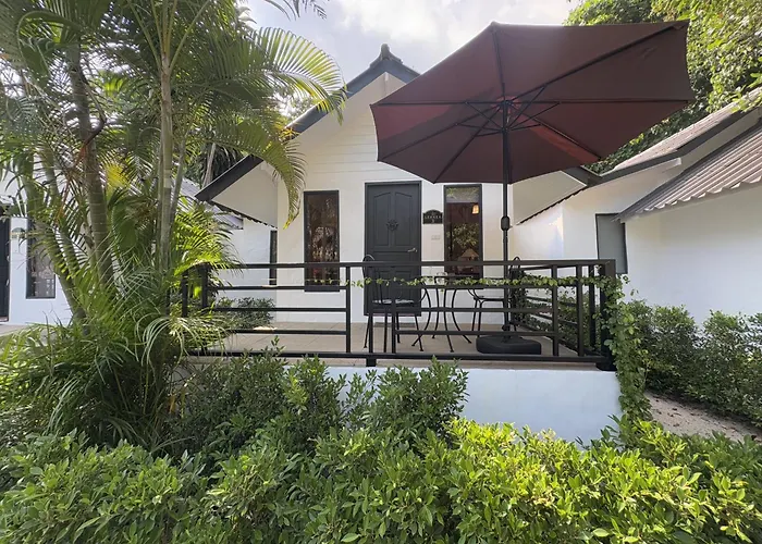Milky Bay Resort Baan Tai