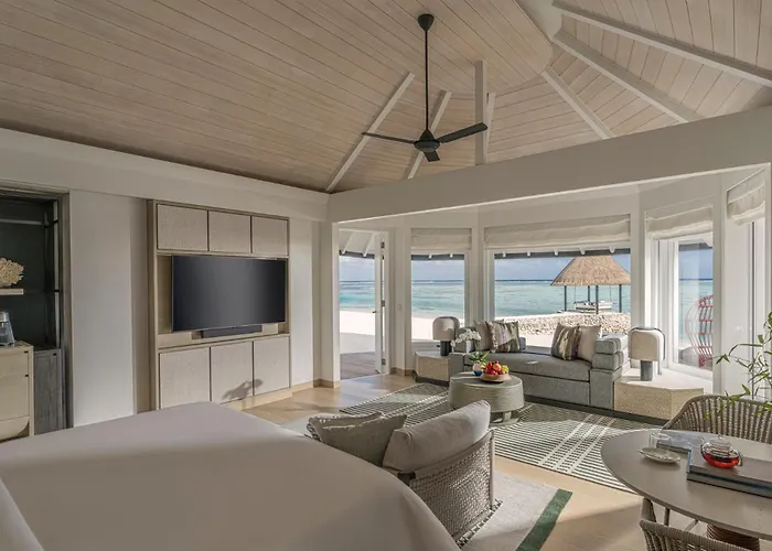 Four Seasons Resort Maldives At Kuda Huraa