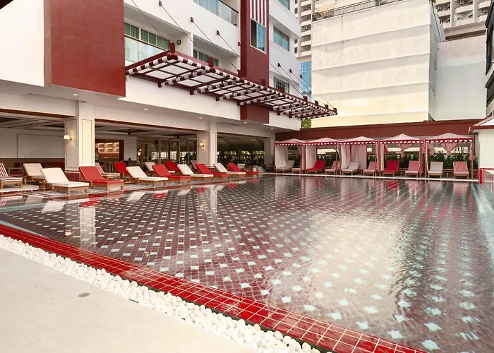 The Cruise Hotel