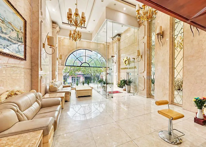 Orange City Center Hotel Da Nang - Near Han Market & Dragon Brigde