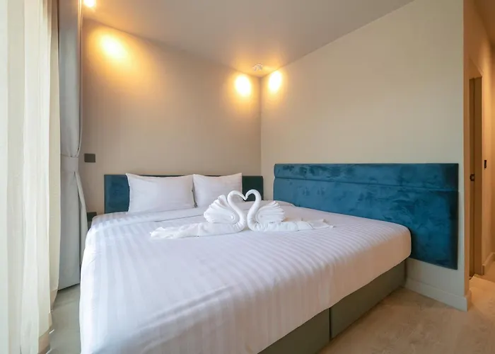 Add Plus Hotel&SPA Patong