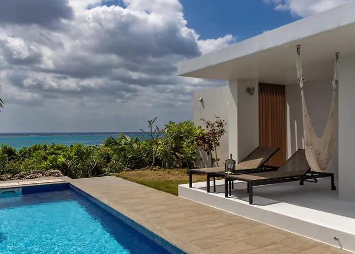 Feliz Villa Suite Miyakojima Ueno