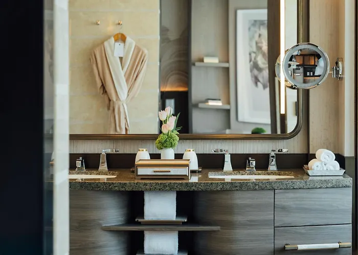 The Ritz-Carlton, Shenzhen