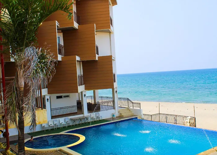 Brisa Marina Beach Resort Powered By Cocotel Morong 