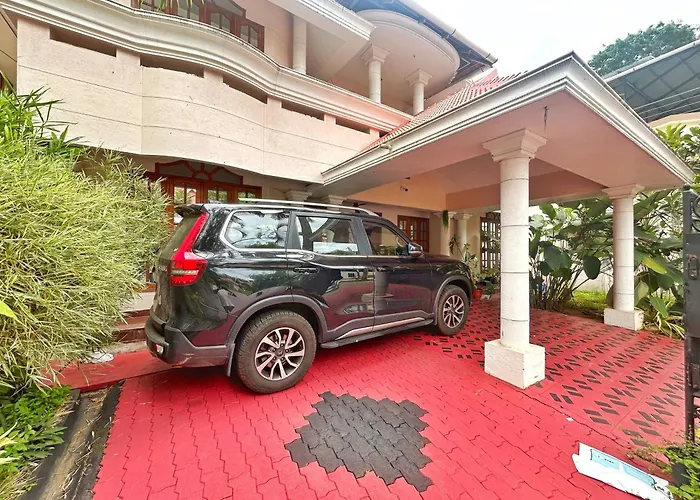 La Casa Trivandrum 4 Bhk Ac Luxury Villa At City Centre, Just 5 Kms From Airport & 3 Kms To Trivandrum Railway Station Thiruvananthapuram