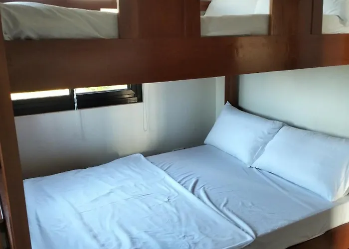 Triple J Villa Puerto Galera