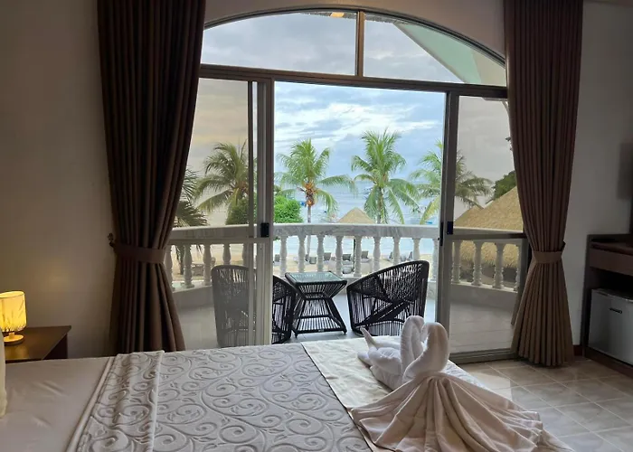 Linaw Beach Resort