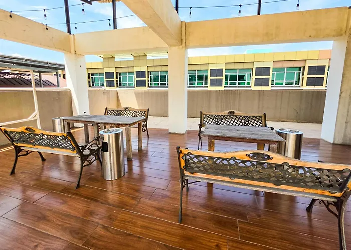 Golden Gate Suites