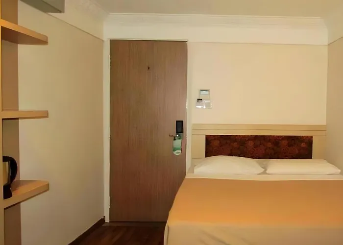 Arianna Hotel Singapura