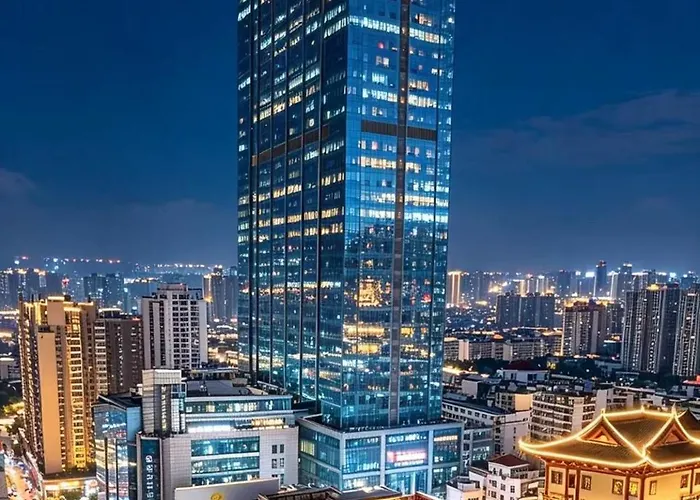 Barton International Residence Guangzhou - Located In The City Center Adjacent To Beijing Road Pedestrian Street And Dafo Temple And Close To The Subway