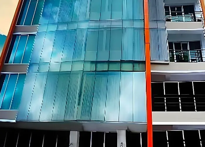 Silver Oaks Suites & Hotel Manilla