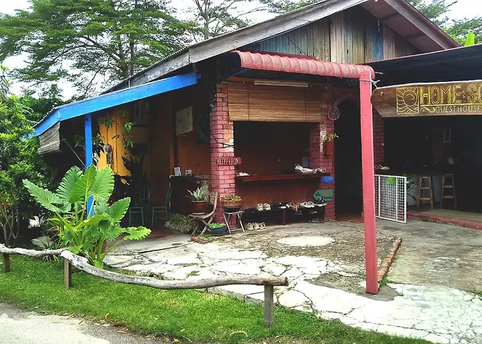 Home Sol Guesthouse Pantai Cenang 