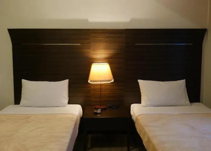 Lancaster Hotel Manila Mandaluyong